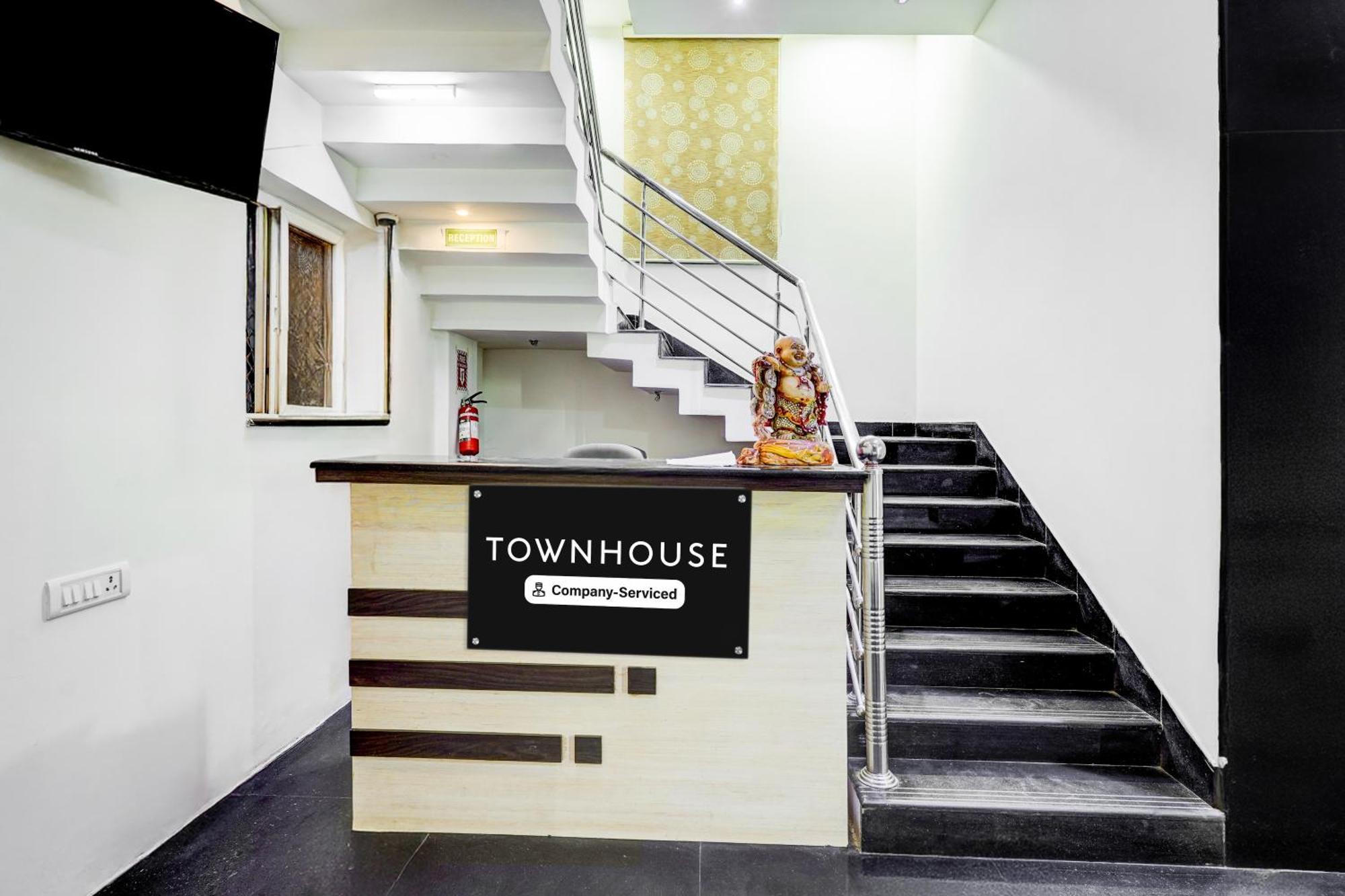 Super Townhouse Chennai Near Airport Formerly Sai Bala Budget Kültér fotó